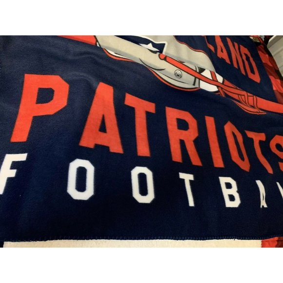 New England Patriots NFL Northwest 50"x60" Singular Soft Fleece Throw Blanket - Picture 5 of 5